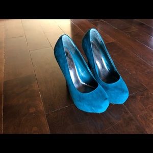 Breckelles platform heels